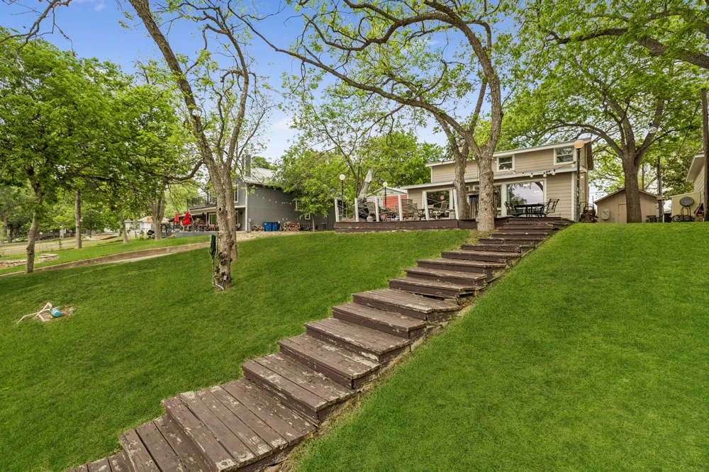 723 E Zipp Road New Braunfels, TX 78130
