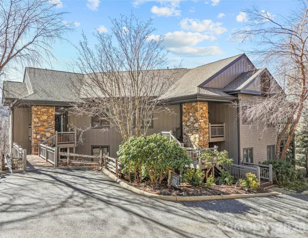 101 Spring Rock Road #B3 Burnsville, NC 28714