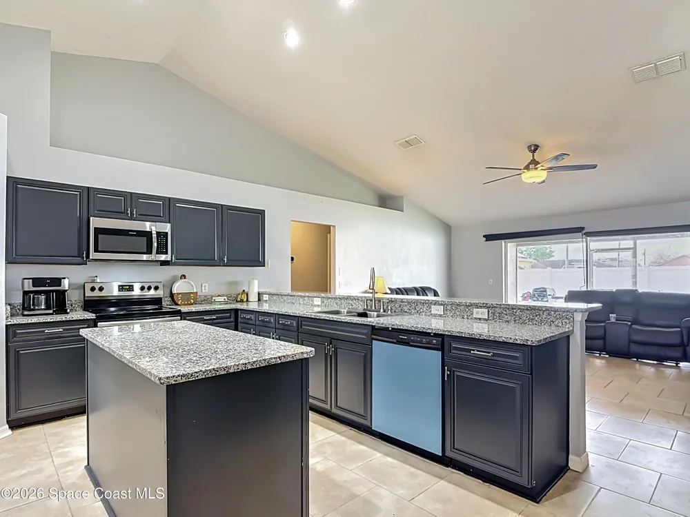 20 Andora Court Kissimmee, FL 34758