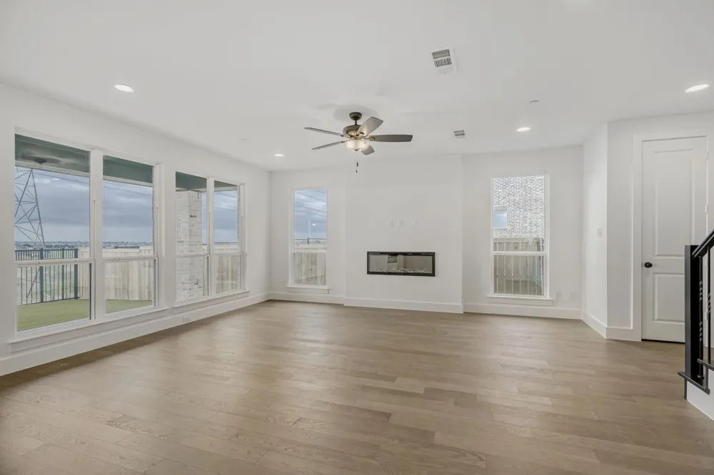 3112 Sir River Street Lewisville, TX 75056
