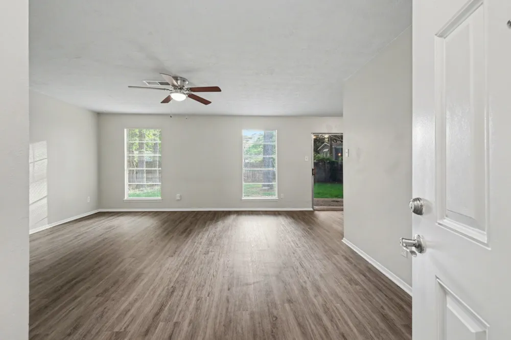 1321 7th Street Conroe, TX 77301