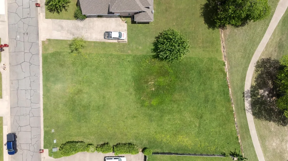 1204 Pioneer Trail Bonham, TX 75418