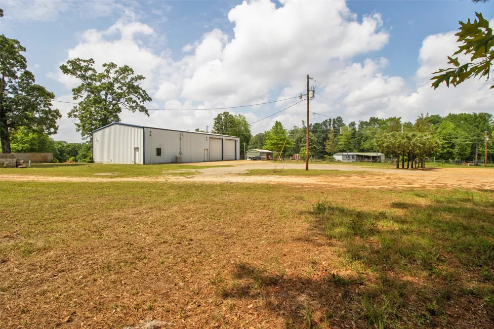 112 Lori Lane Longview, TX 75602