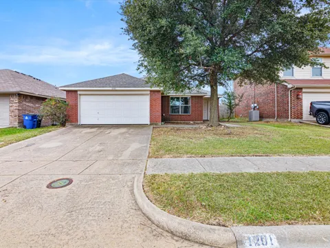 1201 Vicksburg Drive