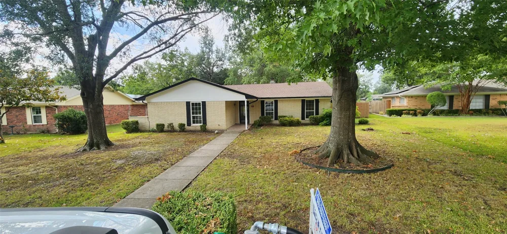2821 Windy Drive Commerce, TX 75428
