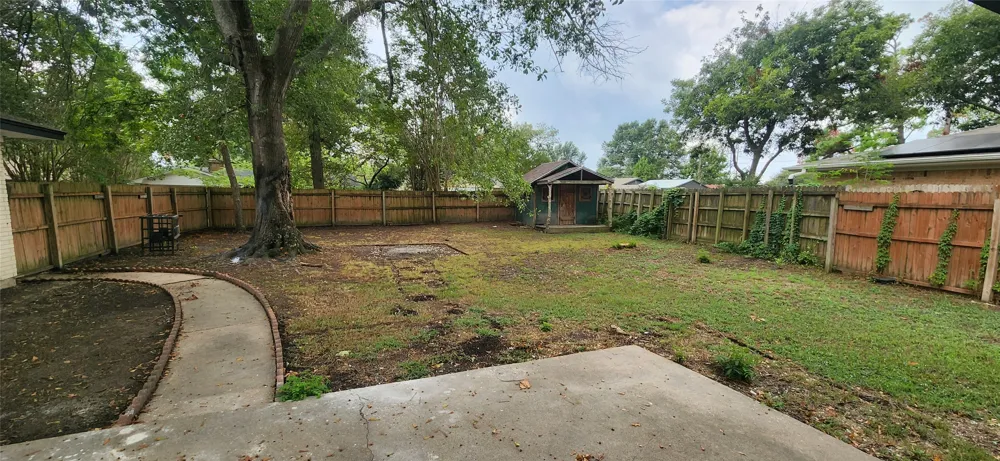 2821 Windy Drive Commerce, TX 75428