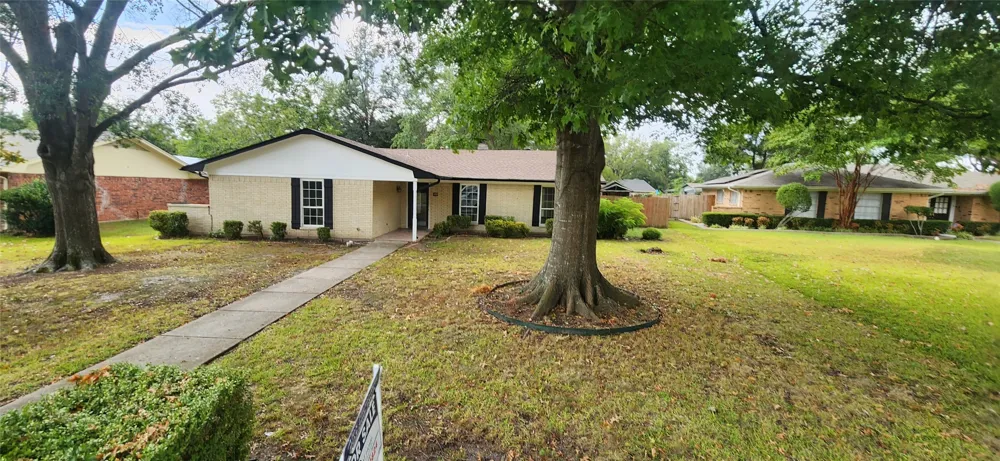 2821 Windy Drive Commerce, TX 75428