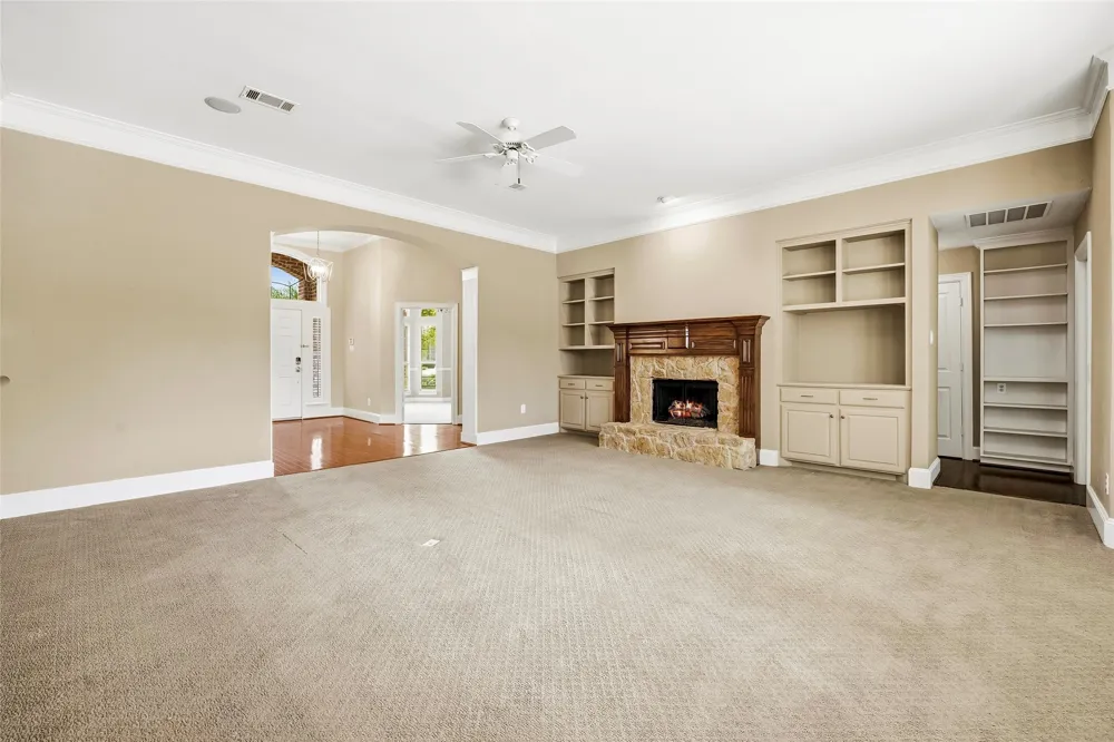 15 Center Court Heath, TX 75032