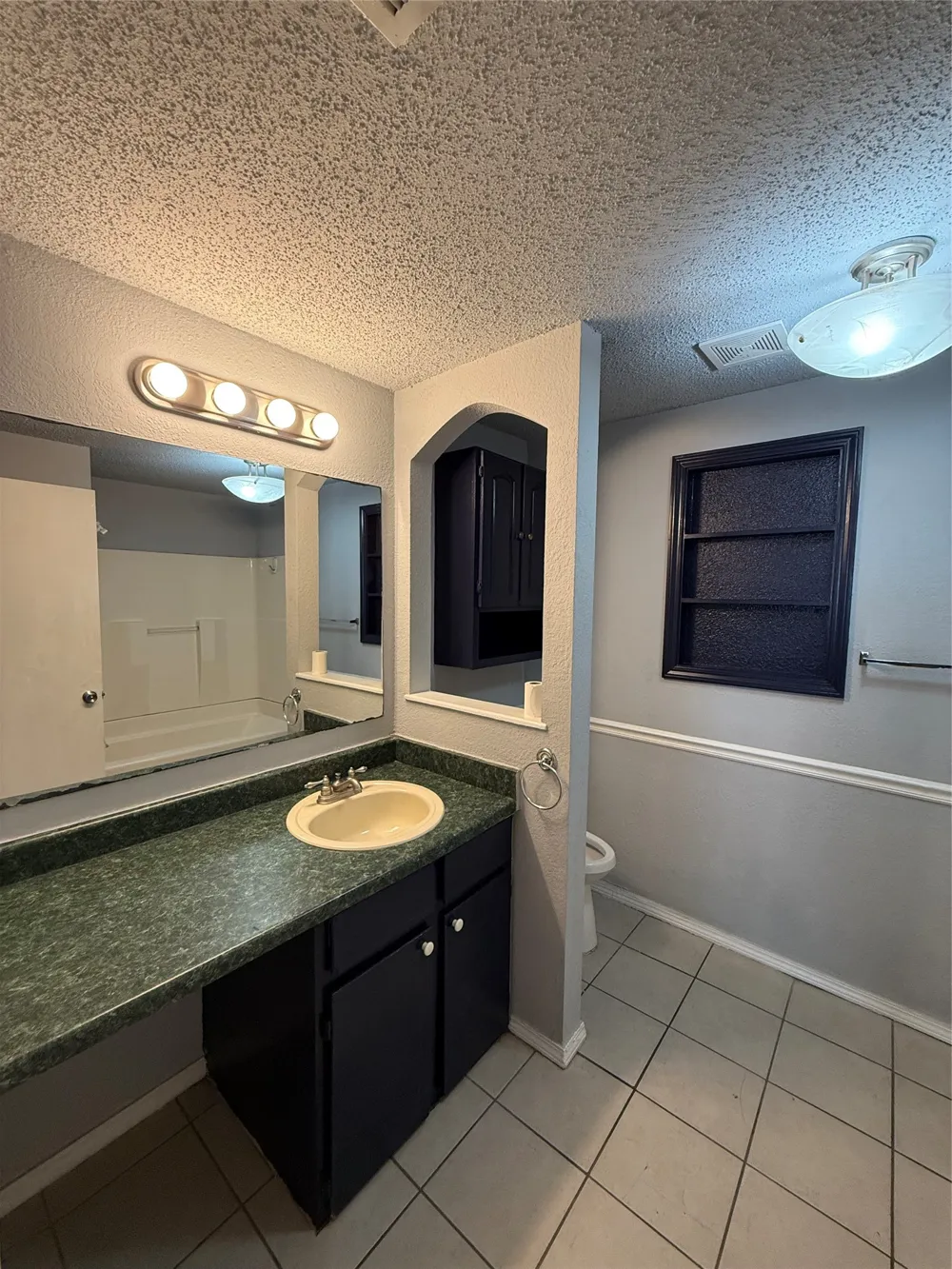 4812 Barbara Road River Oaks, TX 76114