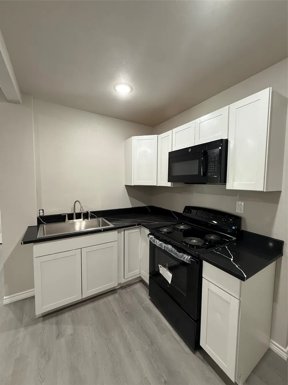 4812 Barbara Road River Oaks, TX 76114