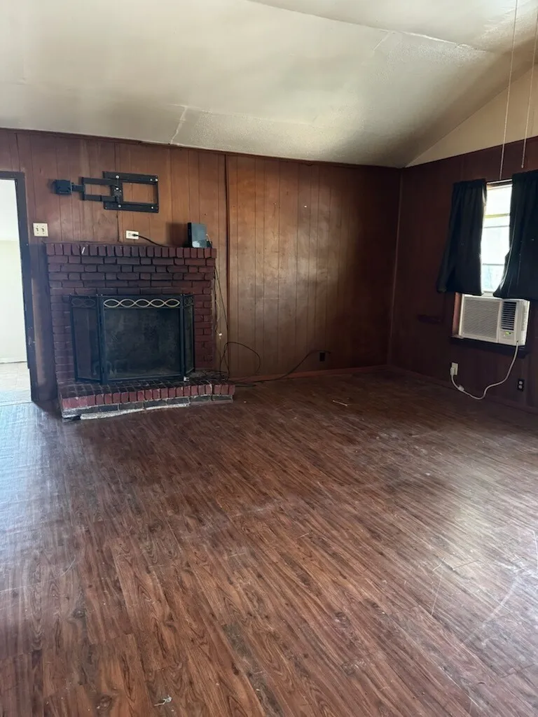 812 Cedarcrest Drive Tool, TX 75143