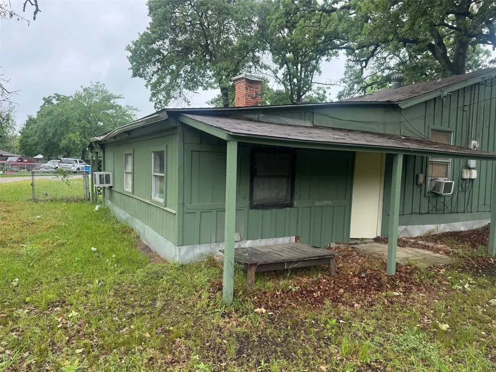 812 Cedarcrest Drive Tool, TX 75143