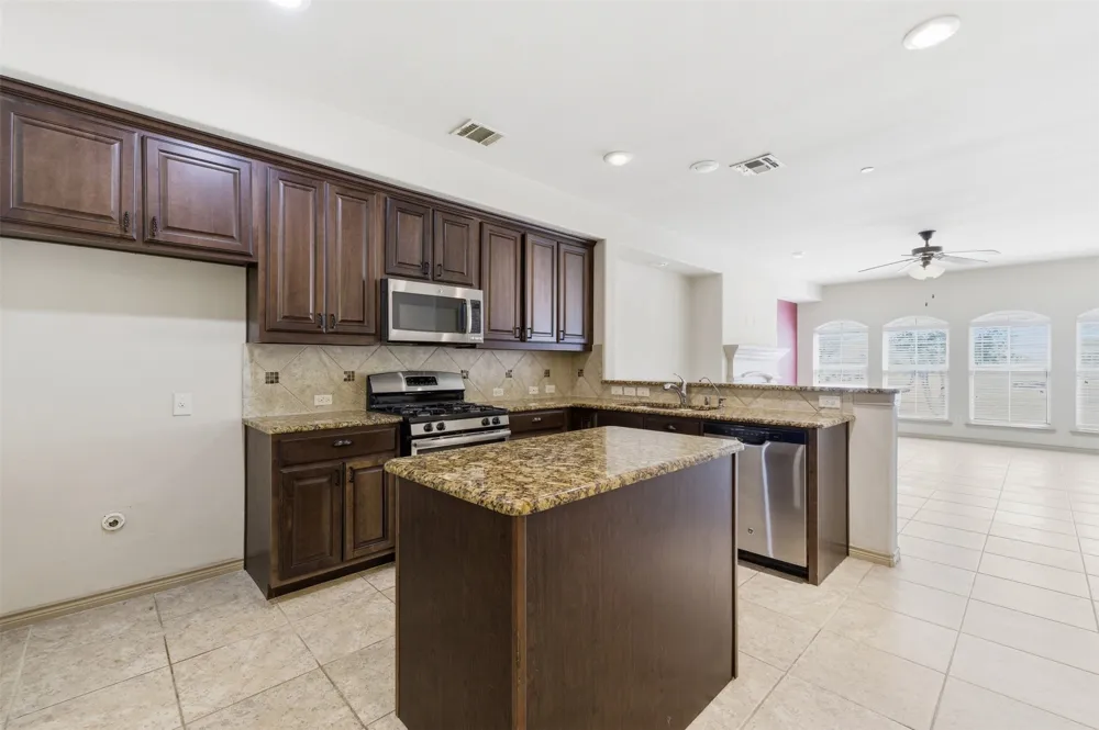 1432 Arapaho Drive Carrollton, TX 75010