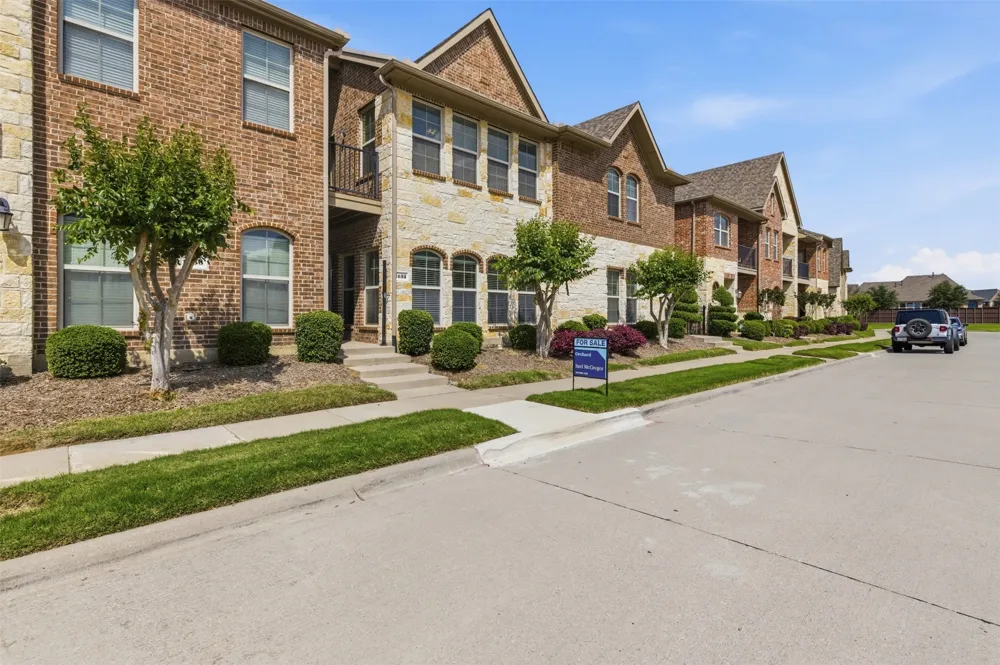 1432 Arapaho Drive Carrollton, TX 75010