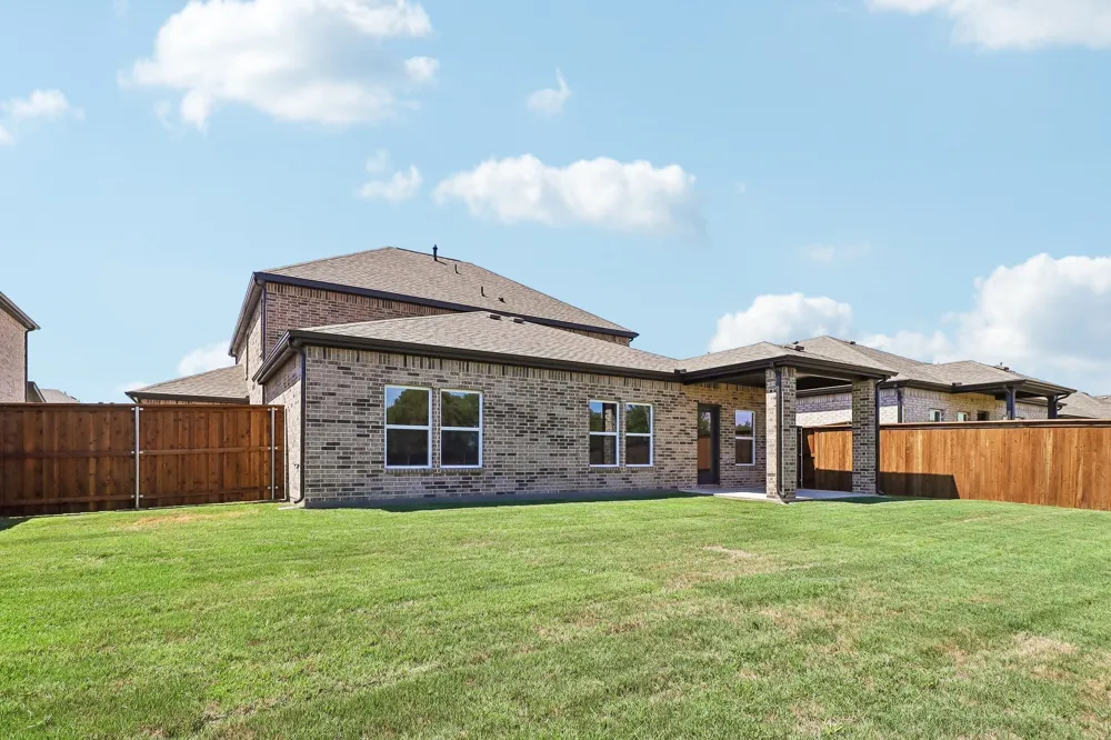 721 Vineyard Way Forney, TX 75126