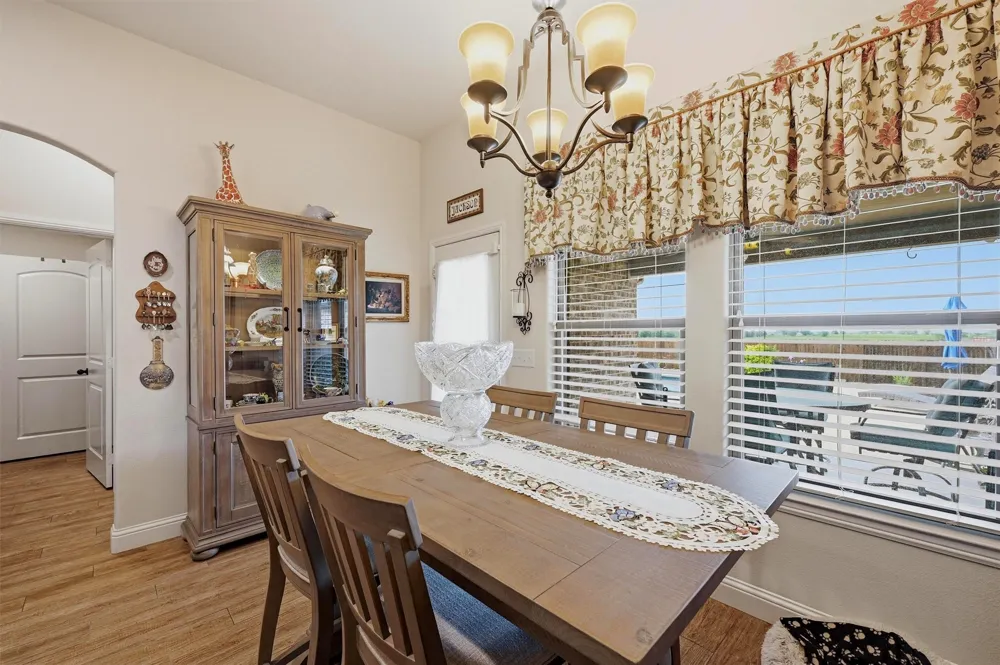 502 Pathfinder Street Collinsville, TX 76233