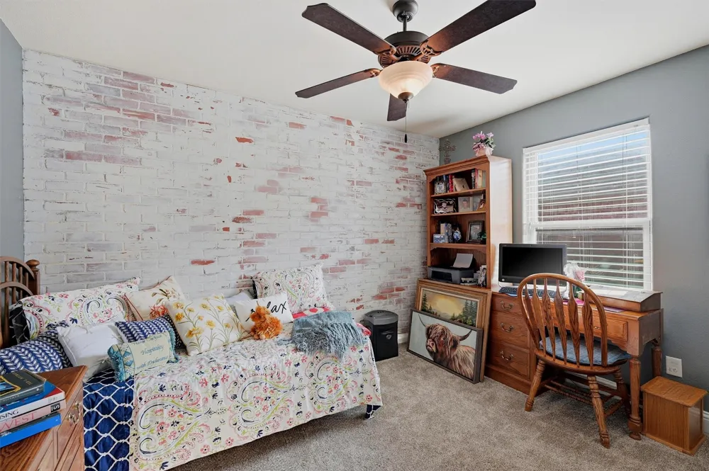 502 Pathfinder Street Collinsville, TX 76233