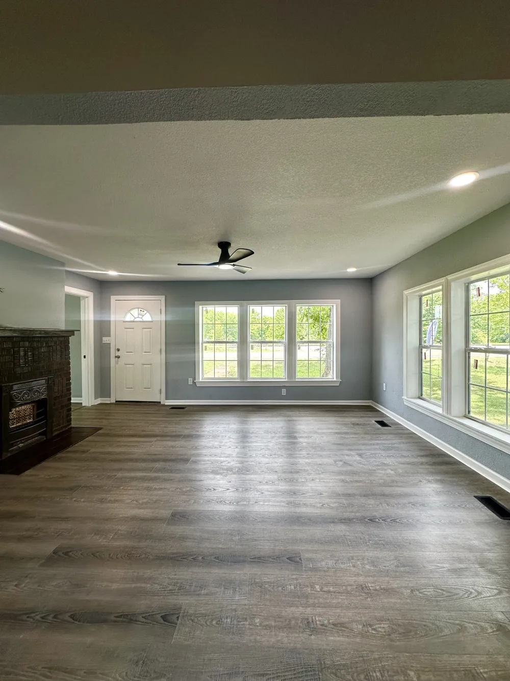 5800 Broad St Trezevant, TN 38258