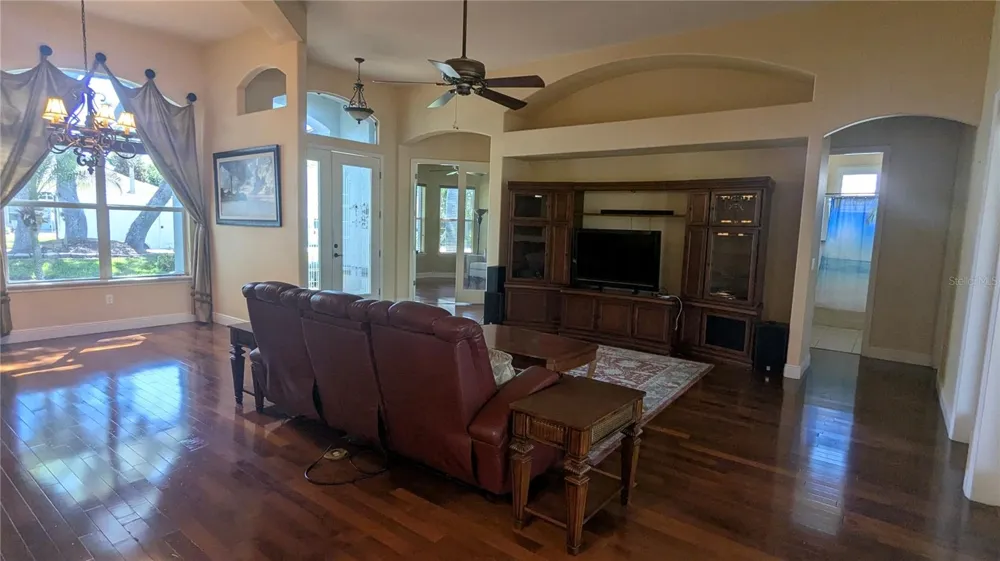 112 HALLSTROM COURT Debary, FL 32713