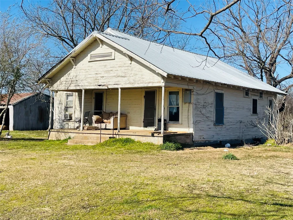 102 County Road 2376 Winnsboro, TX 75494