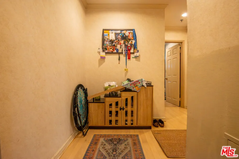 1040 4th Street #107 Santa Monica, CA 90403