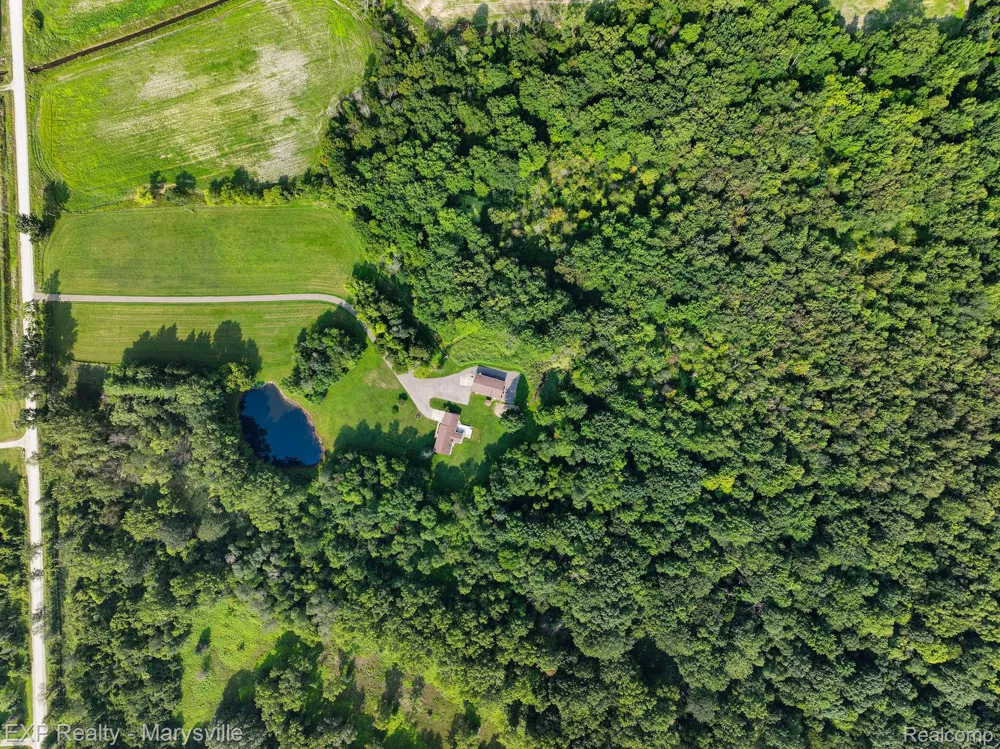 12980 Metcalf Road Brockway Township, MI 48097