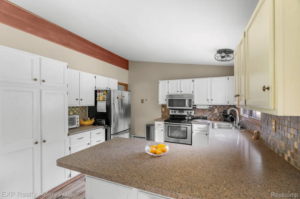 12980 Metcalf Road Brockway Township, MI 48097