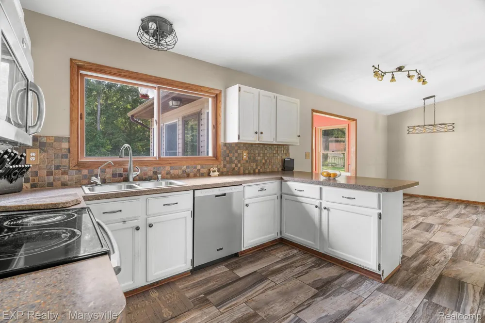12980 Metcalf Road Brockway Township, MI 48097