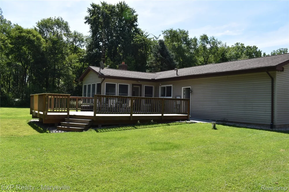12980 Metcalf Road Brockway Township, MI 48097