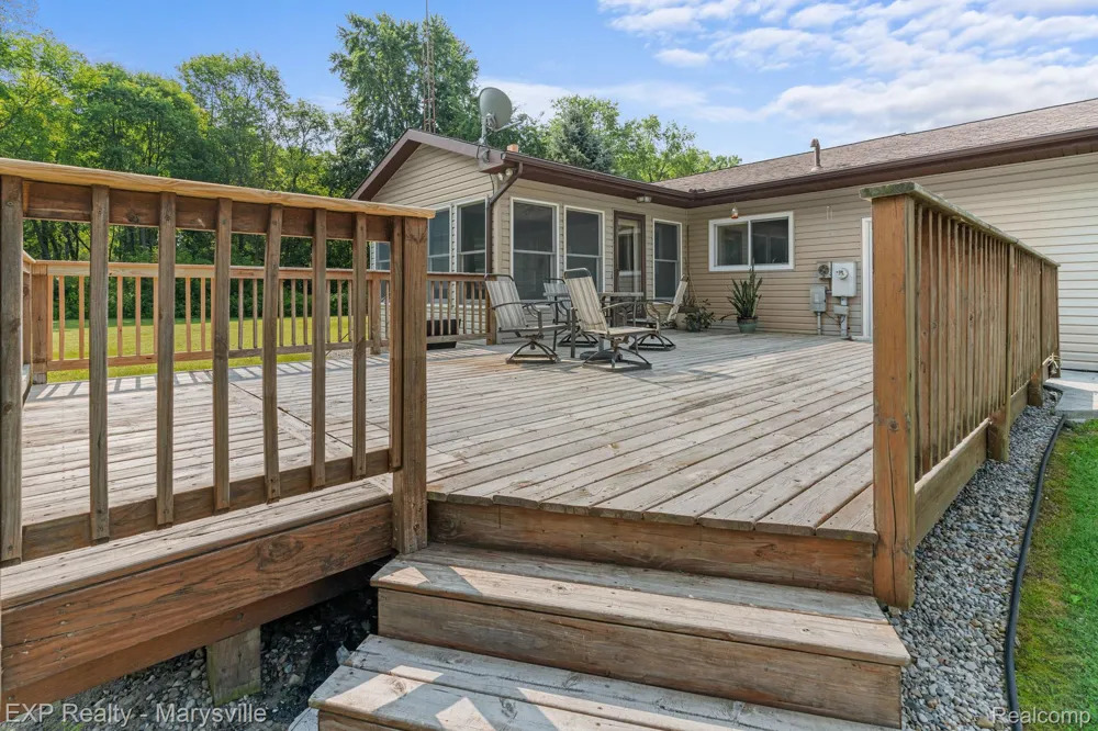 12980 Metcalf Road Brockway Township, MI 48097