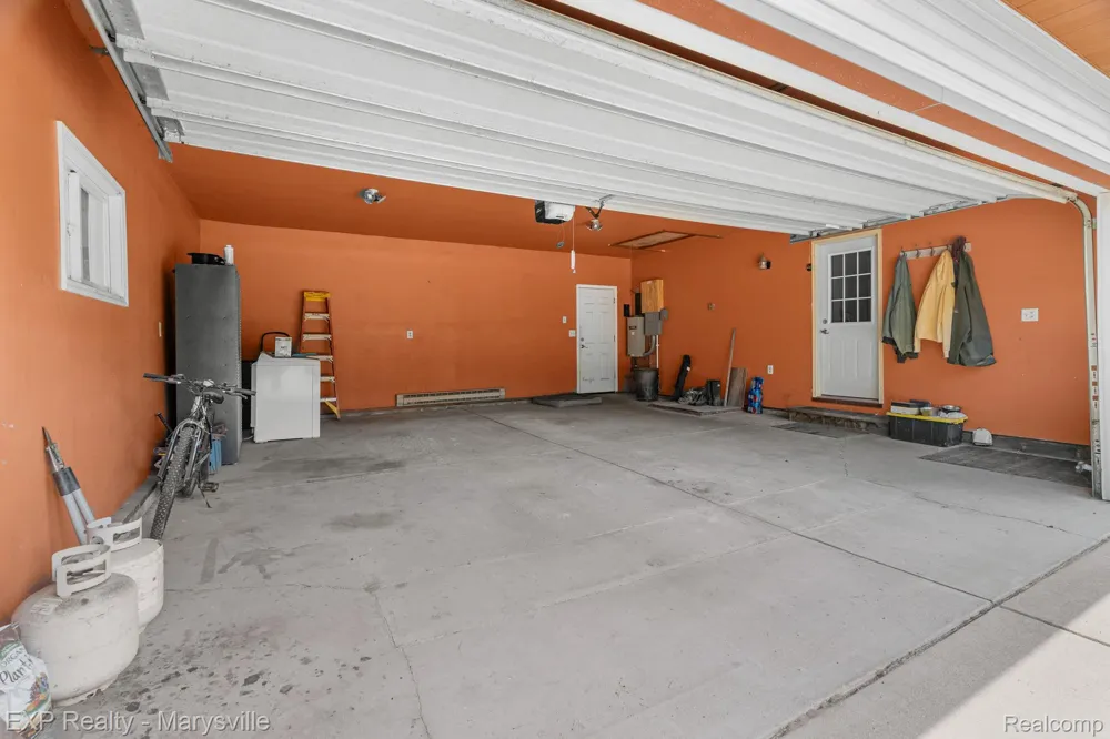 12980 Metcalf Road Brockway Township, MI 48097