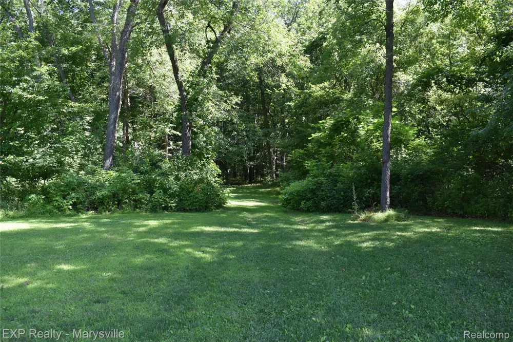 12980 Metcalf Road Brockway Township, MI 48097