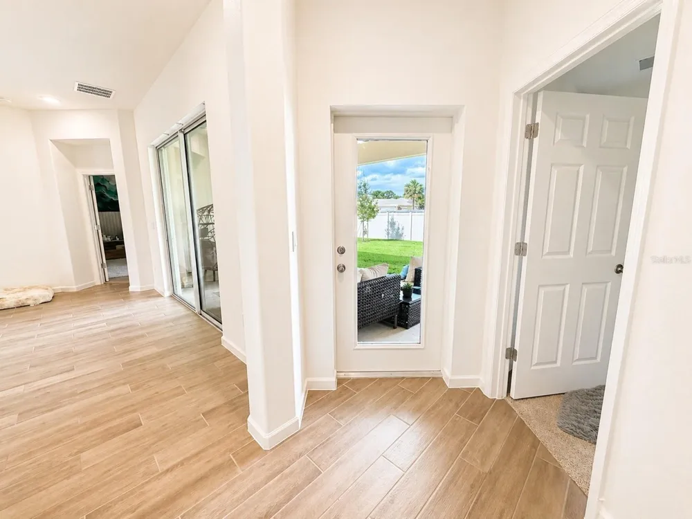6860 CAMEO DR Grant Valkaria, FL 32949