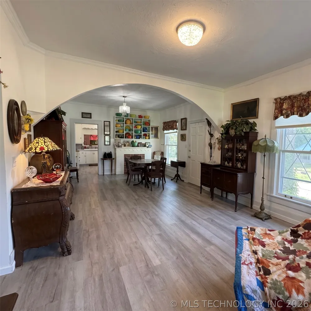 501 High Street Eufaula, OK 74432