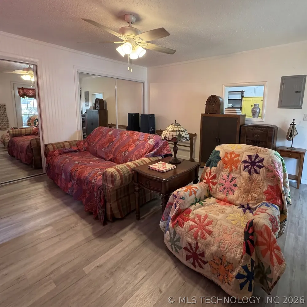 501 High Street Eufaula, OK 74432