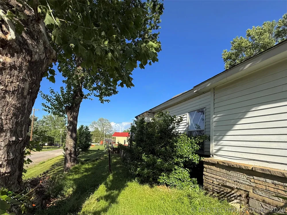 501 High Street Eufaula, OK 74432