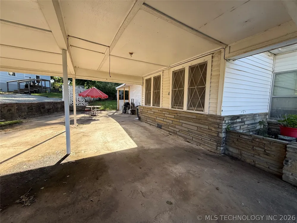 501 High Street Eufaula, OK 74432