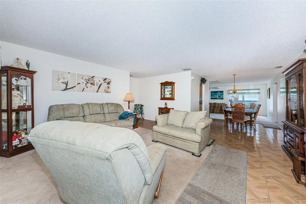 9175 42ND STREET Pinellas Park, FL 33782