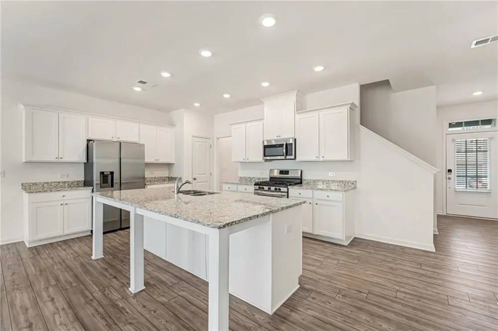 649 Isom Walk Suwanee, GA 30024