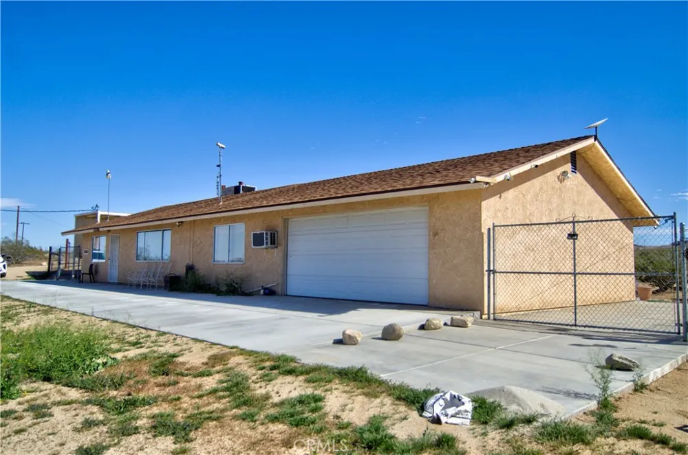 51063 Joshua Tree Johnson Valley, CA 92285