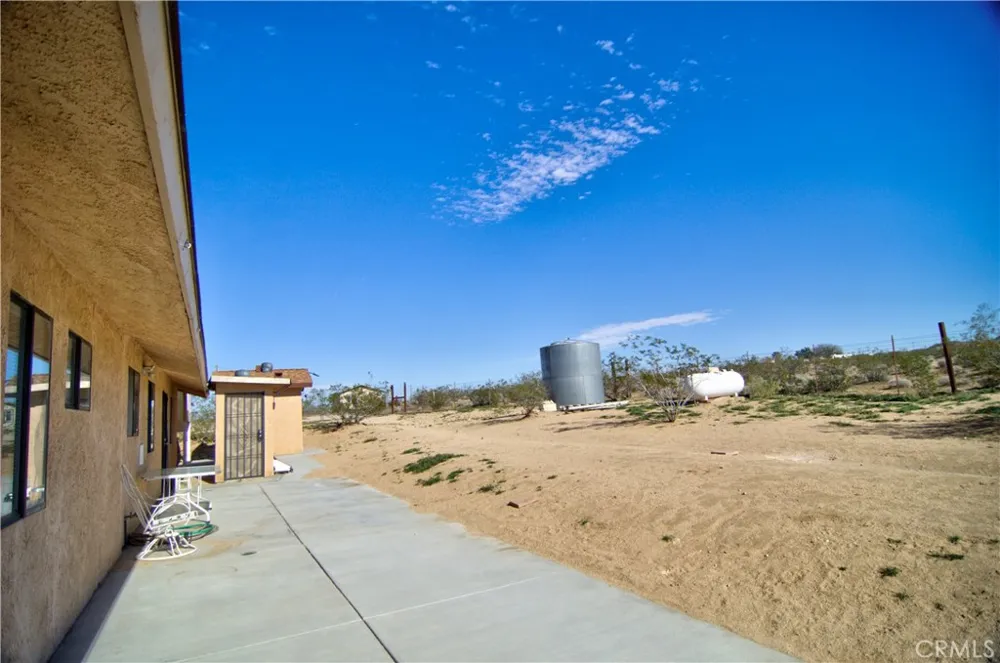 51063 Joshua Tree Johnson Valley, CA 92285