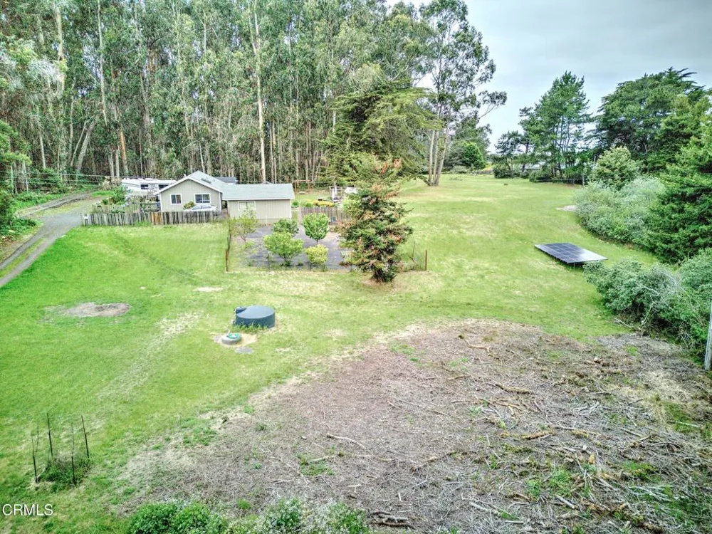 27030 Hwy 1 Fort Bragg, CA 95437