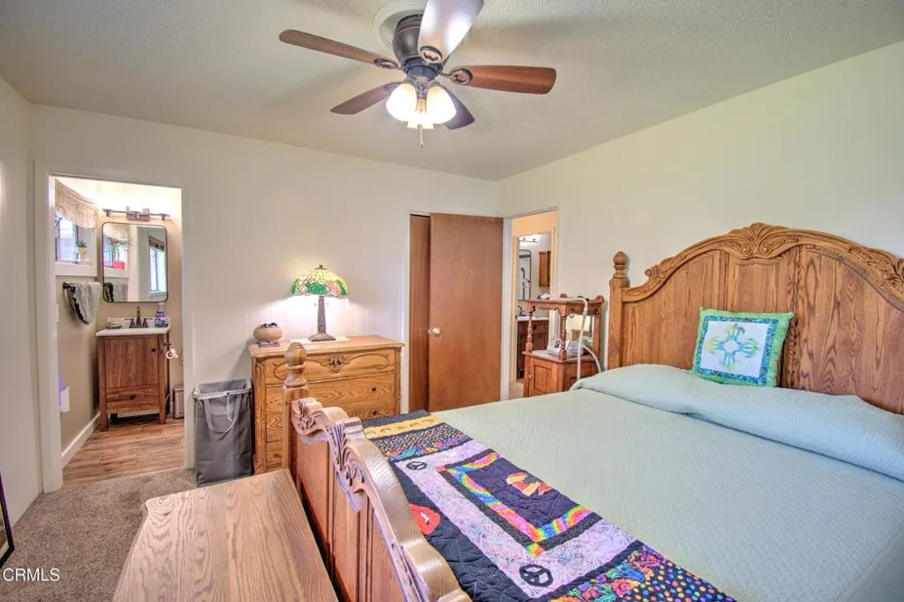 27030 Hwy 1 Fort Bragg, CA 95437