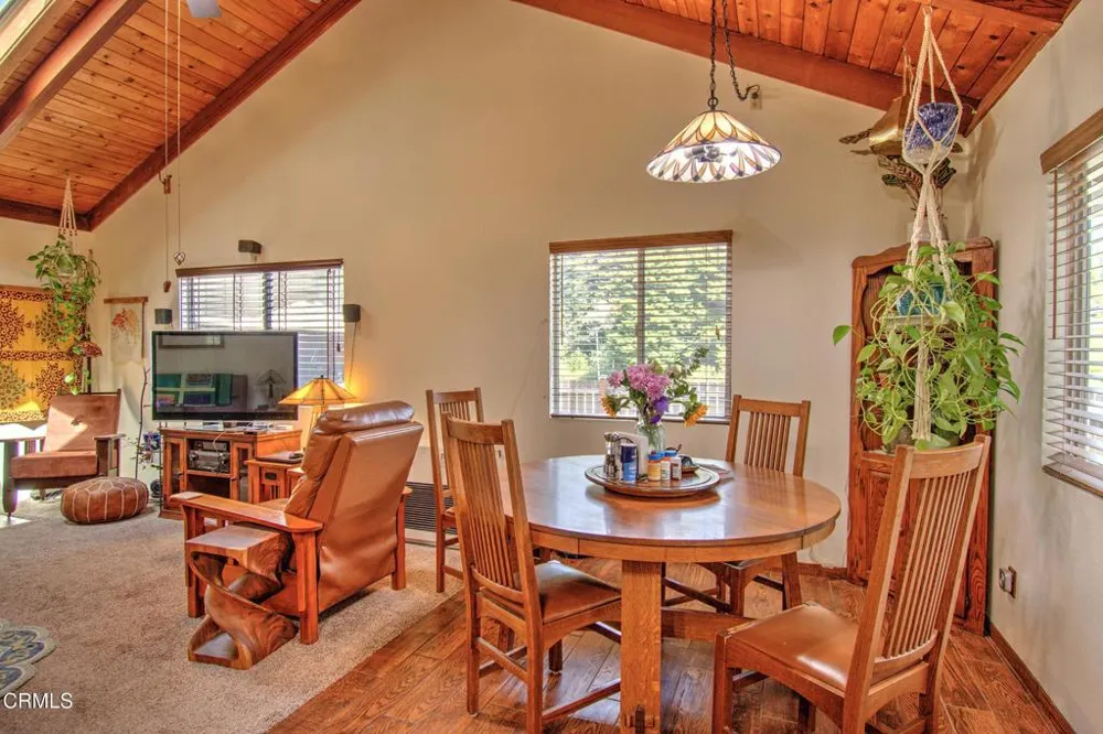 27030 Hwy 1 Fort Bragg, CA 95437