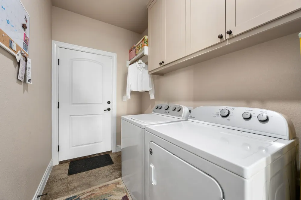 1662 County Road 465 Coupland, TX 78615