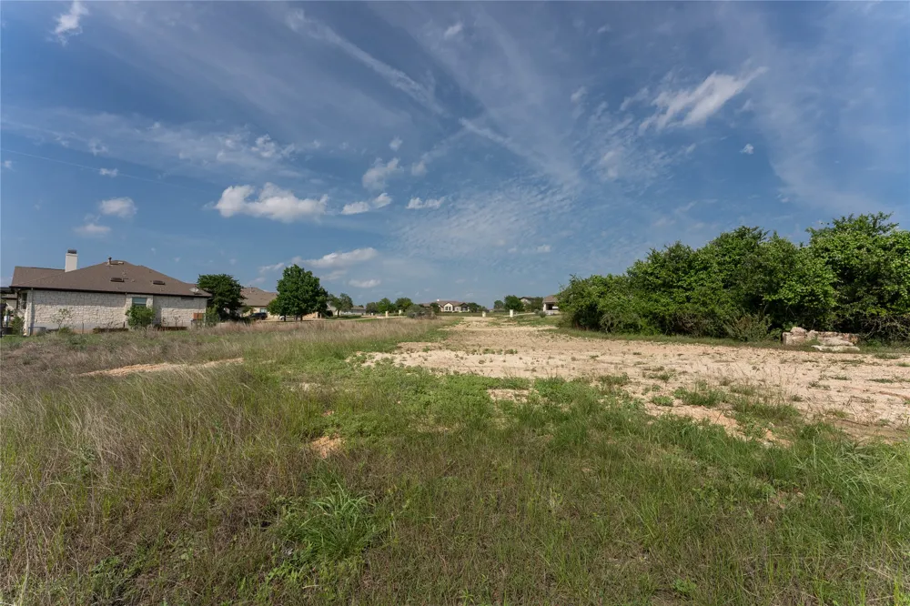 143 Prairie Grass Cove Driftwood, TX 78619