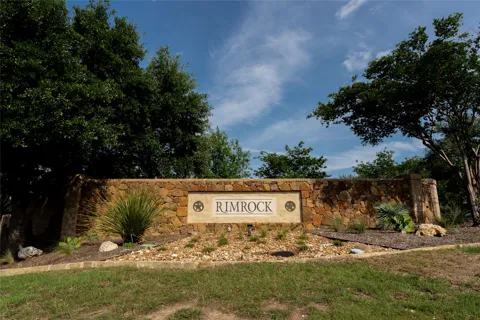 143 Prairie Grass Cove