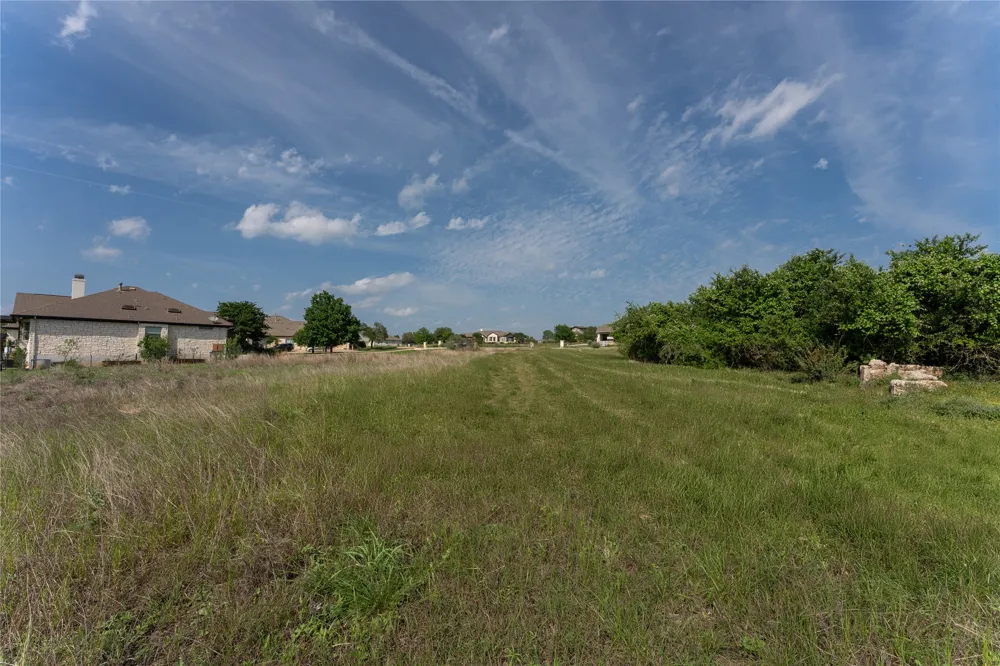 143 Prairie Grass Cove Driftwood, TX 78619