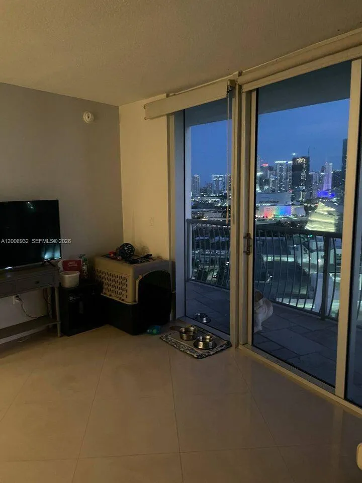 1750 Bayshore Dr #2514 Miami, FL 33132