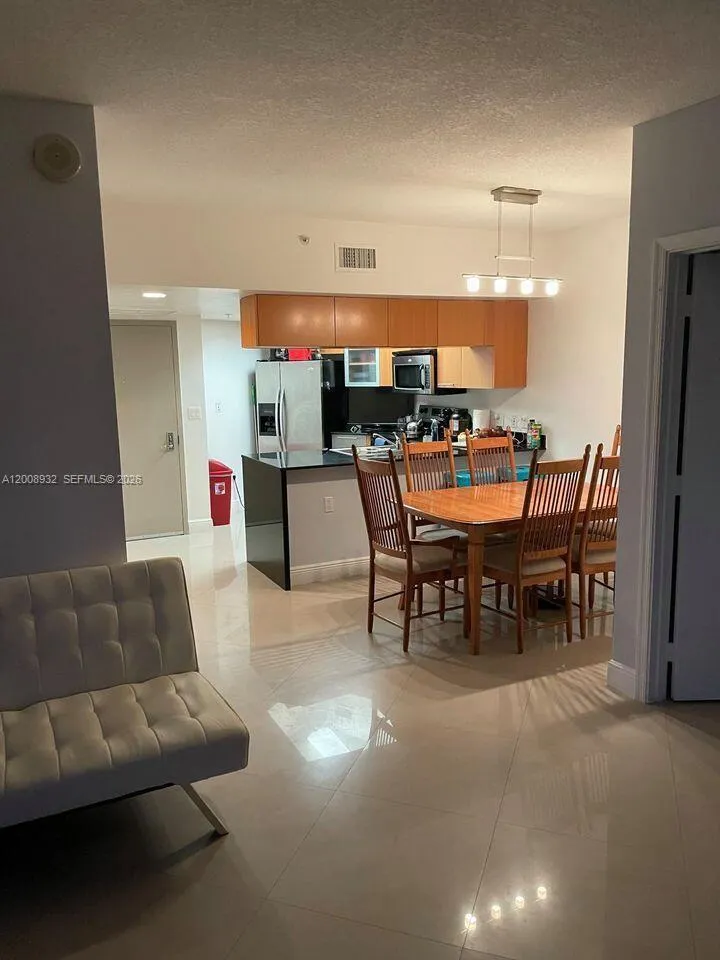 1750 Bayshore Dr #2514 Miami, FL 33132